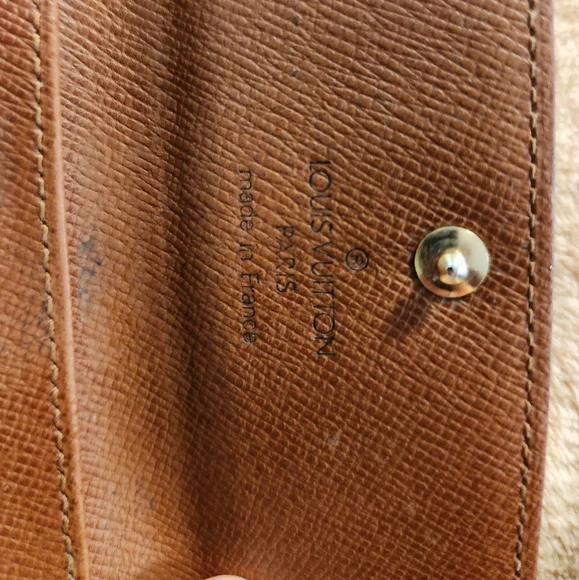 Authentic Louis Vuitton Multicles Key Chain Case Holder Wallet - Picture 5 of 13